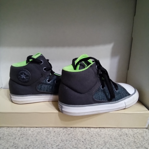 Converse All Stars - Picture 1 of 3